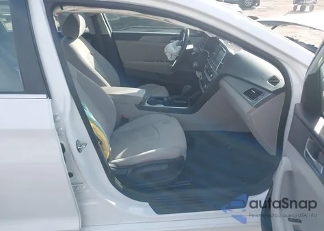 2018 Hyundai Sonata Se z USA, uszkodzony, nr VIN 5NPE24AF2JH682264